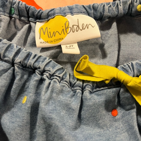 MINI BODEN PRE-LOVED TIER LAYER DENIM SWING SKIRT WITH ELASTIC WAISTBAND TIE - Picture 11 of 17